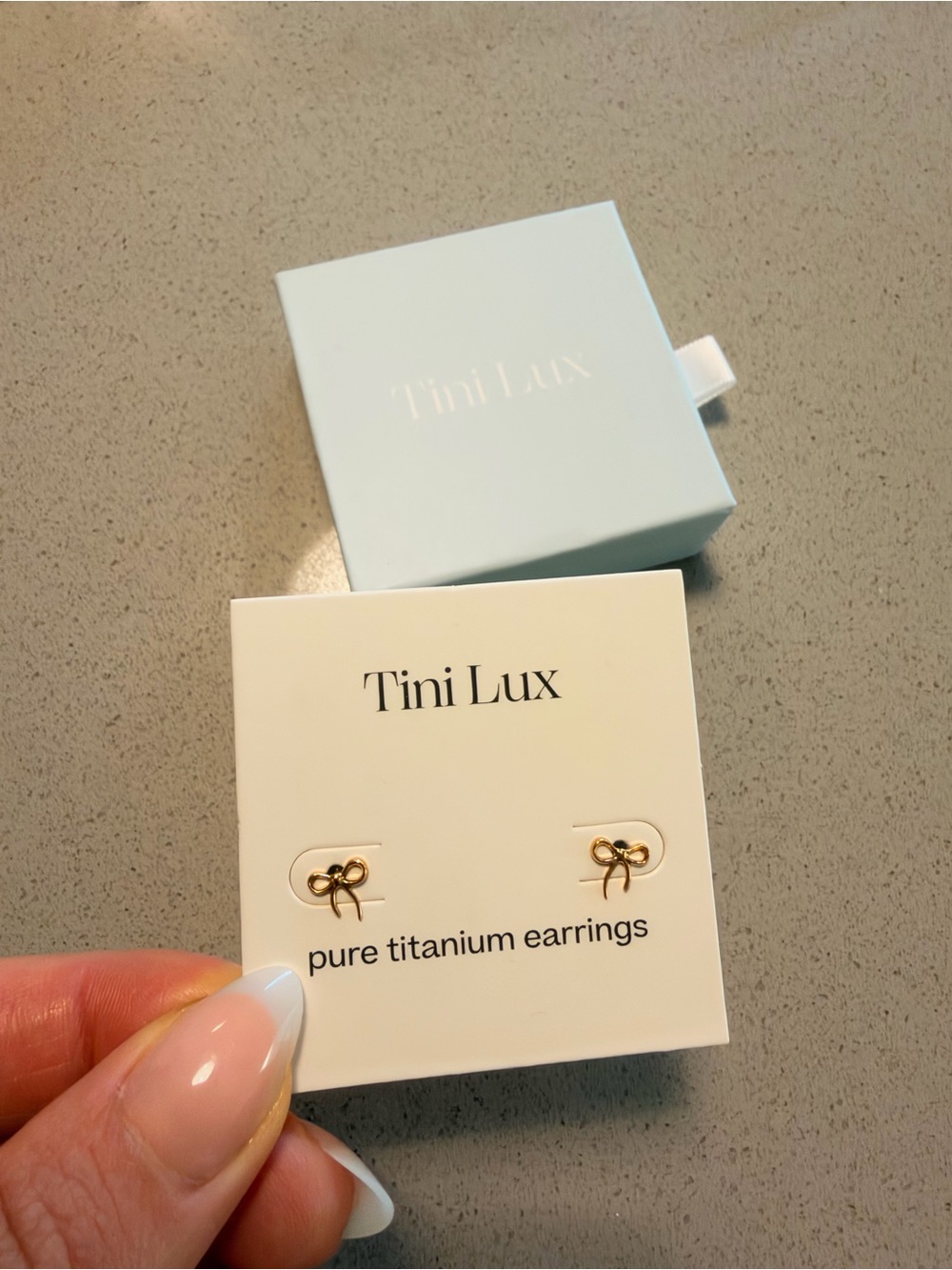 TINILUX Gold Bow Titanium Stud Earrings - Gold